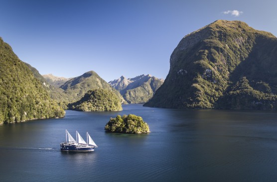 Doubtful Sound Wilderness Cruise ex Te Anau